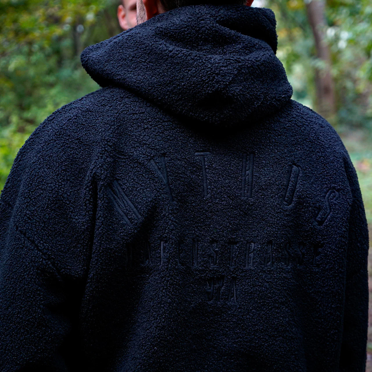 Hoodie "Teddy" unisex schwarz - Image 5