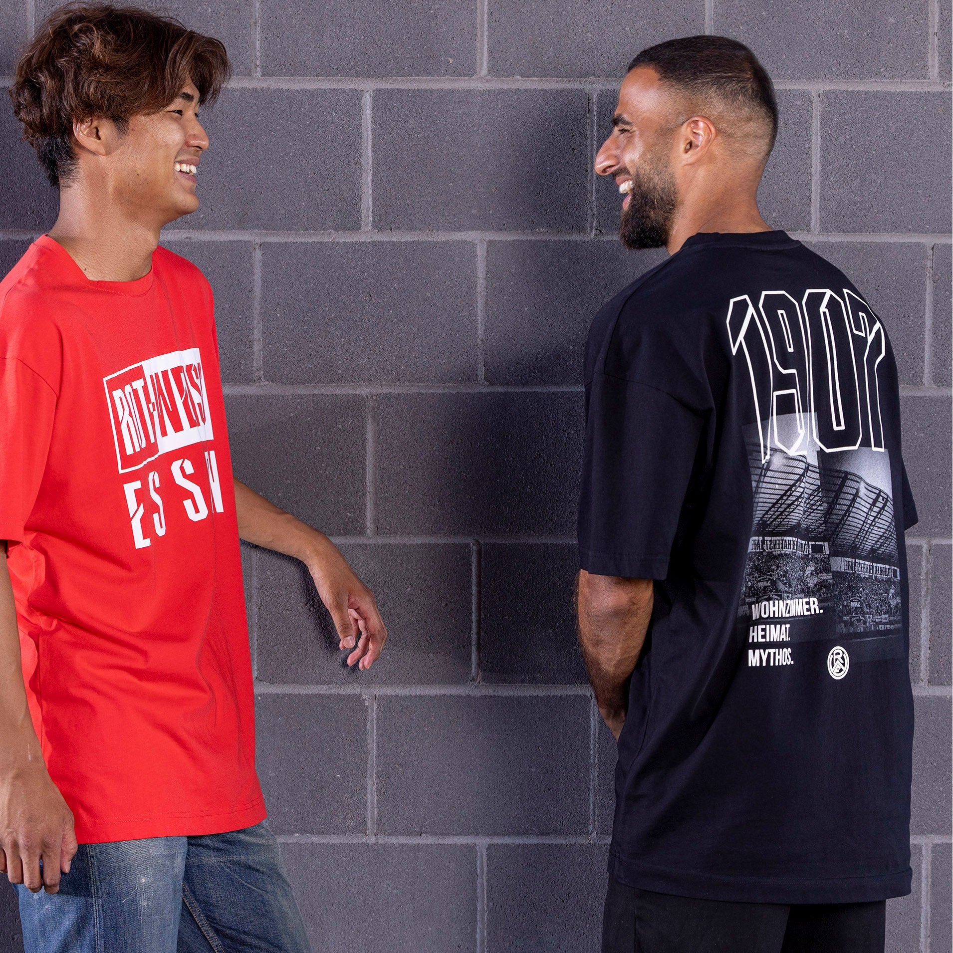 T-Shirt Oversize "Spieltag" schwarz - Image 4